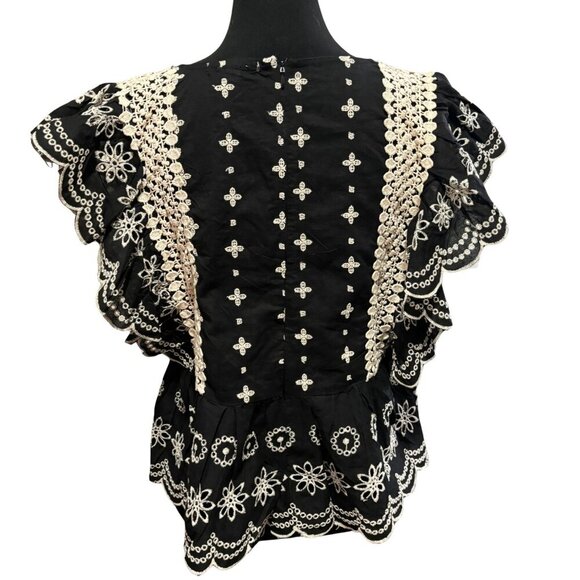 Monograph Crop Top - Picture 4 of 5